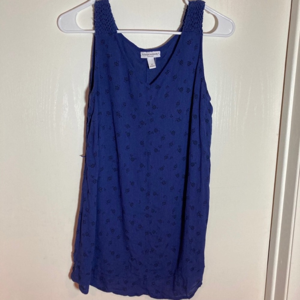 Liz Lange Maternity tank medium